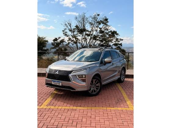 MITSUBISHI ECLIPSE CROSS 1.5 MIVEC TURBO GASOLINA RUSH CVT MITSUBISHI ECLIPSE CROSS 1.5 MIVEC TURBO GASOLINA RUSH CVT